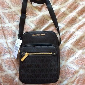 Michael Kors cross body style bag